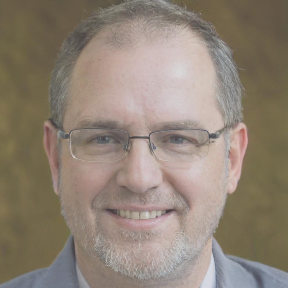 Dr. Michael Brenner, Finanzexperte und Budgetplanungspezialist